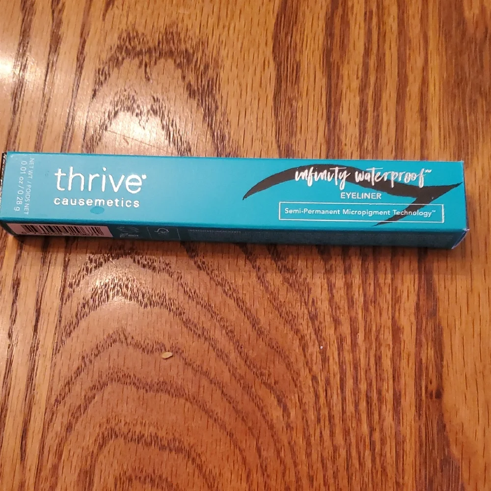 Thrive Causemetics Infinity Waterproof Eyeliner - Black - Picture 1 of 5